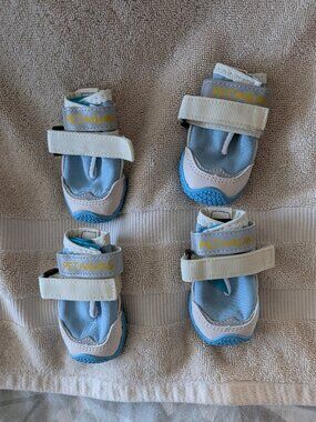 Petanims Dog Boots Blue, Gray Refliective - SIze One   NWT